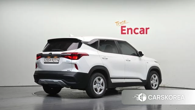 Kia Seltos id 4849706 из Кореи 12