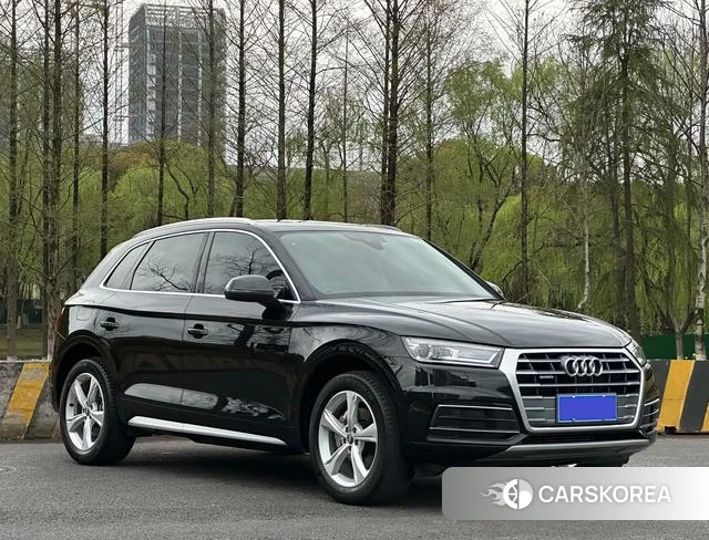 Audi Q5L id 4260606 из Китая 12