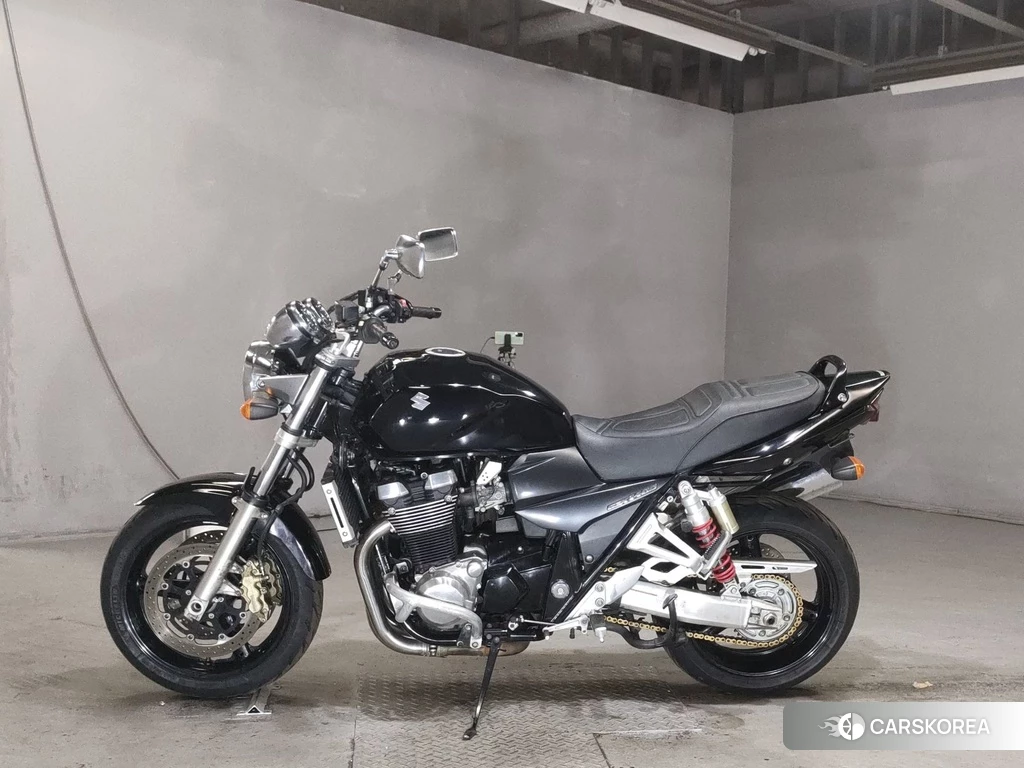Проданный Suzuki GSX1400 2010 из Японии, фото 2
