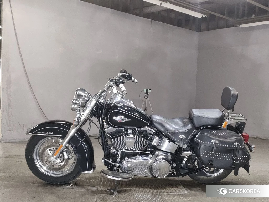 Проданный Harley-Davidson Heritage Softail Classic FLSTC1580 2012 из Японии, фото 2