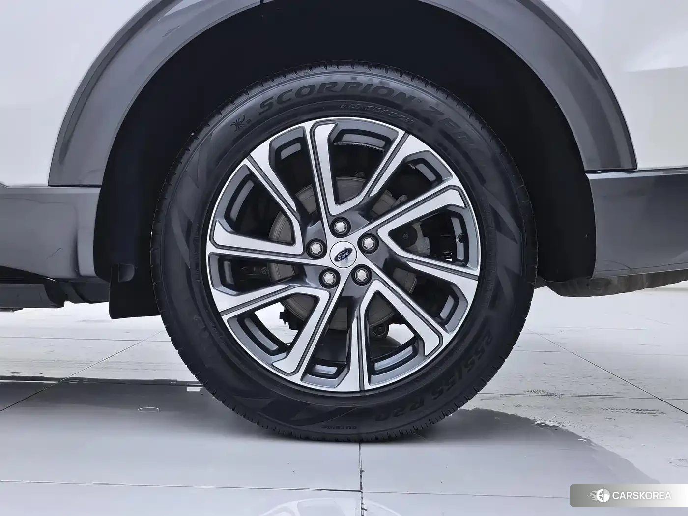 Ford Explorer id 4539198 из Китая 12