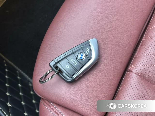 BMW 3 series id 4313984 из Китая 12