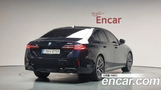 BMW 5 Series (G60) id 2694983 из Кореи 12