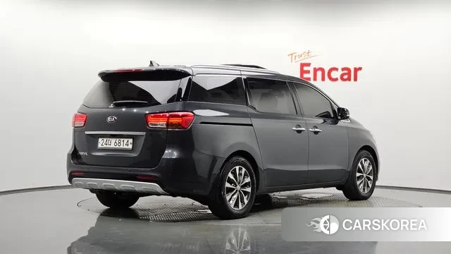 Kia All New Carnival id 2991372 из Кореи 11