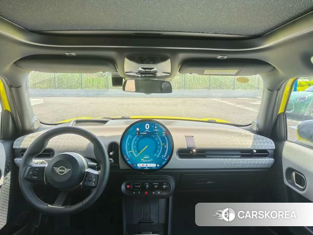 MINI MINI 2024 Желтый из Китая, фото 2