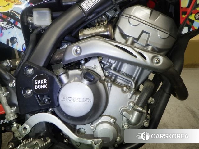 Engine photo