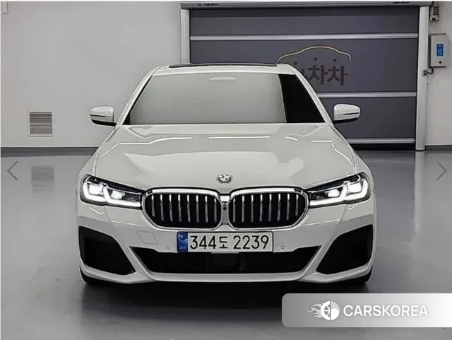 BMW 5 Series (G30) id 3478917 из Кореи 10