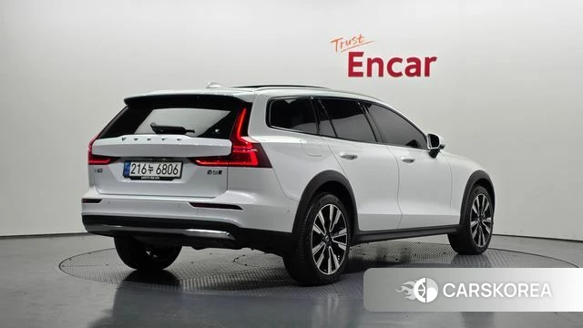 Volvo V60 Cross-Country 2nd Generation id 3953342 из Кореи 12
