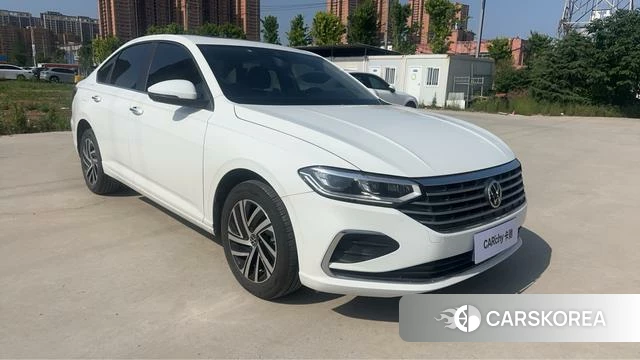 Volkswagen Lavida 2024 Белый из Китая, фото 3