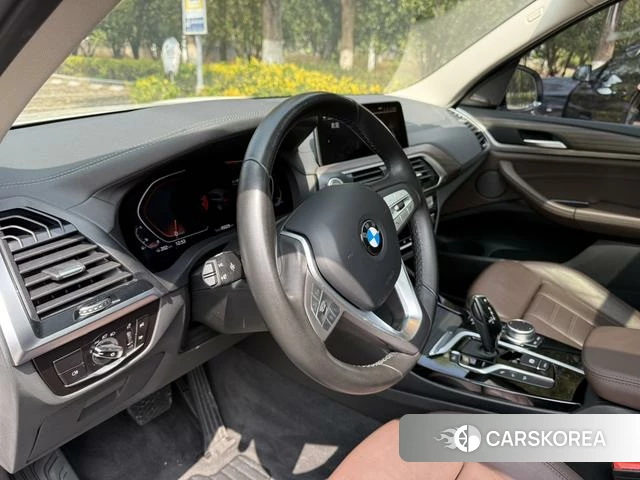 BMW X3 id 4265697 из Китая 11