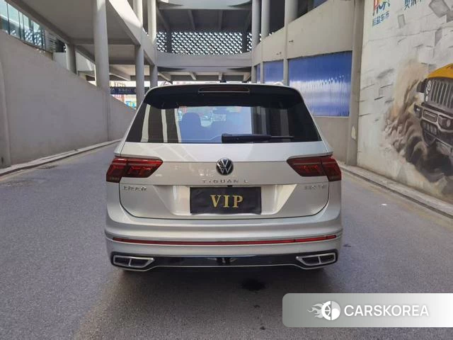 Volkswagen Tiguan L 2021 Шампань из Китая, фото 2