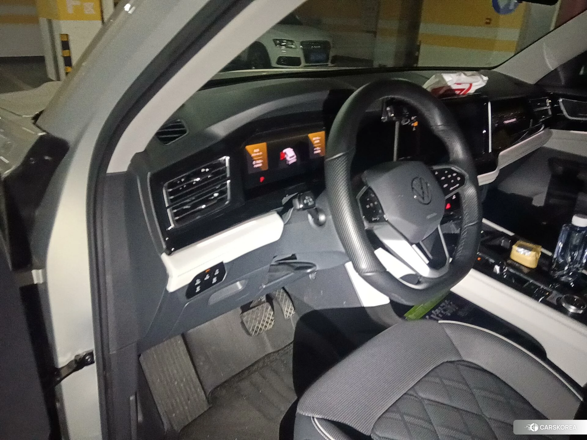 Volkswagen Tourang id 4513714 из Китая 12