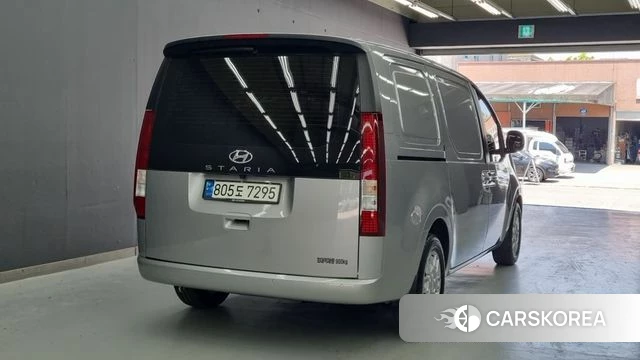 Hyundai Staria id 4457780 из Кореи 10