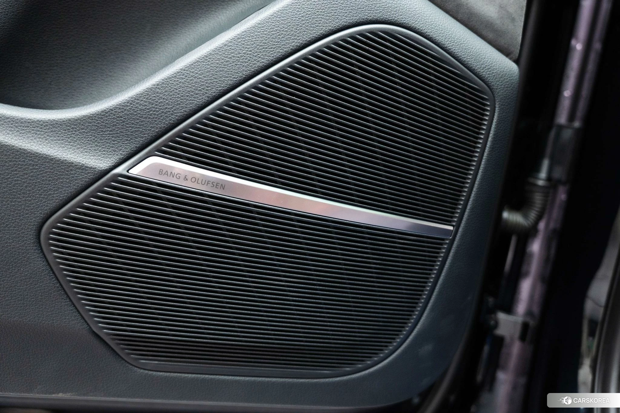 Audi Q7 id 4486567 из Китая 12