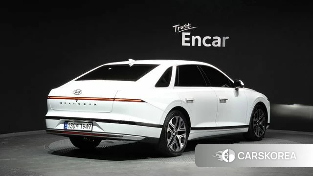 Hyundai Grandeur Hybrid (GN7) id 4555377 из Кореи 12