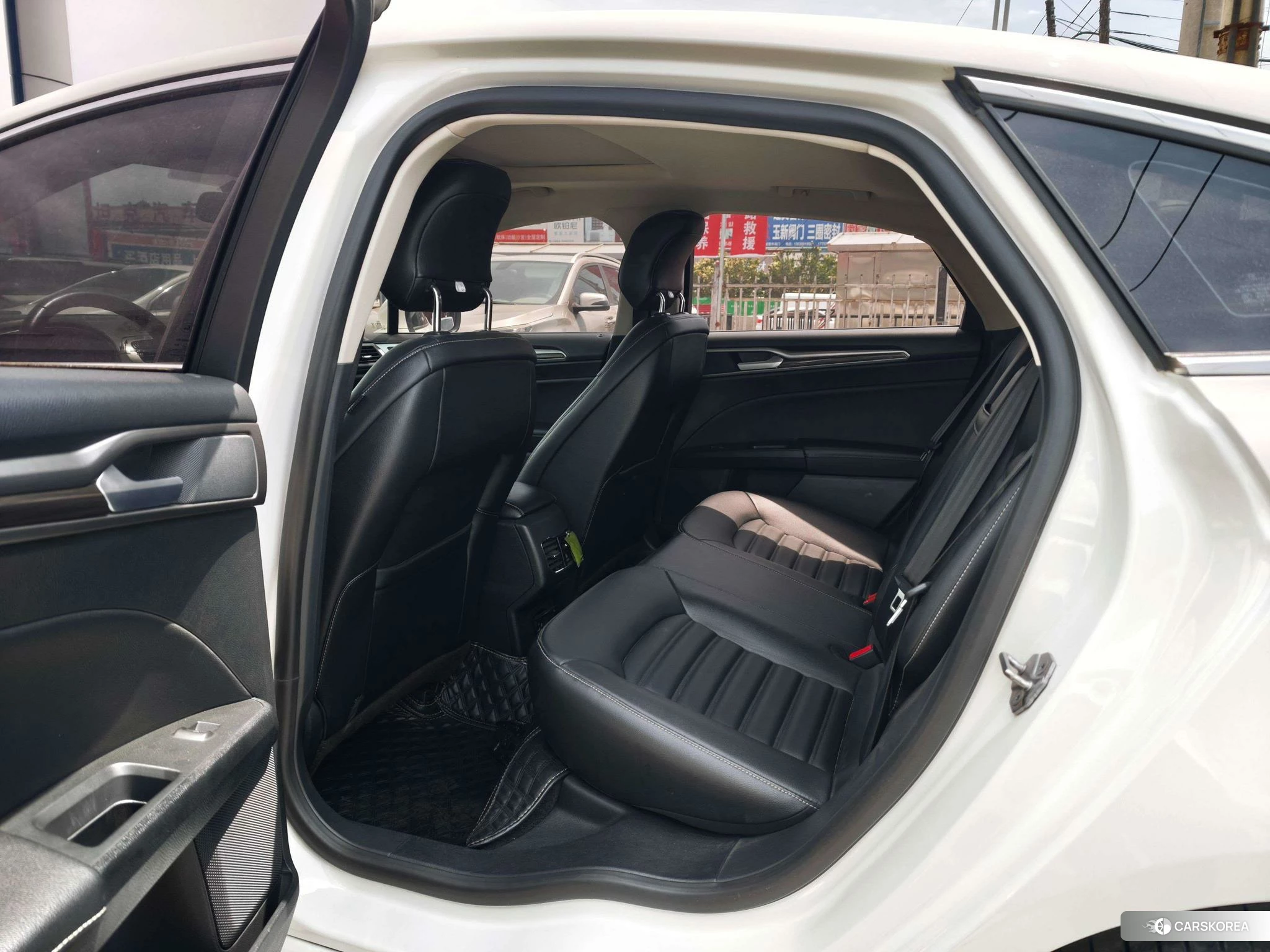 Ford Mondeo 2020 Белый из Китая, фото 3