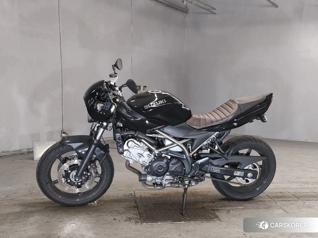 Проданный Suzuki SV650X 2023 из Японии, фото 2