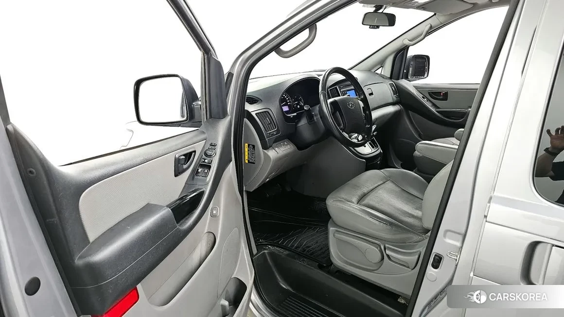 Hyundai The New Grand Starex 2018 Серебряный из Кореи, фото 4