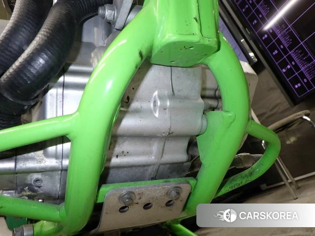 Engine photo