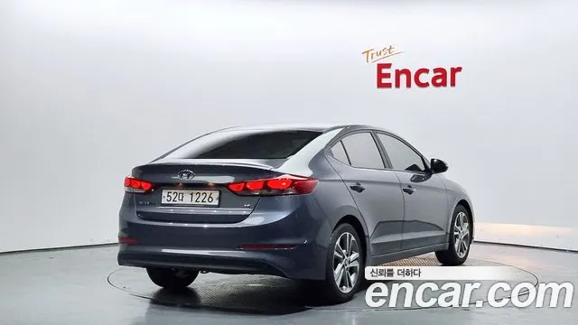 Hyundai Avante AD id 2850861 из Кореи 12