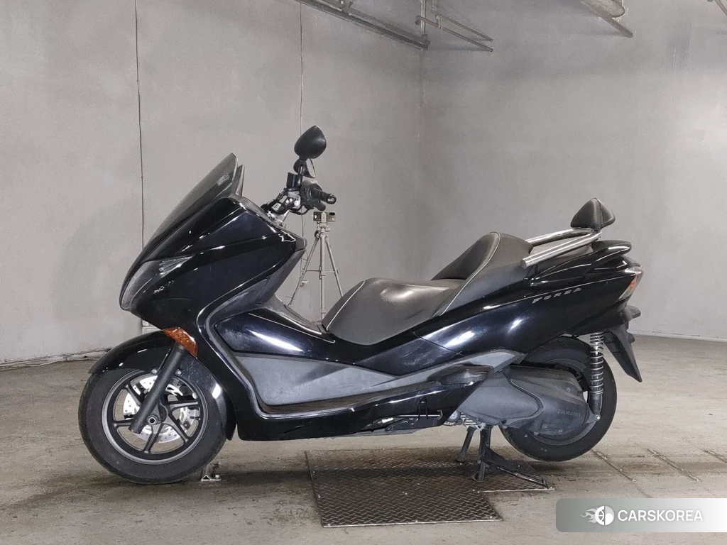 Проданный Honda FORZA Z 2012 из Японии, фото 2