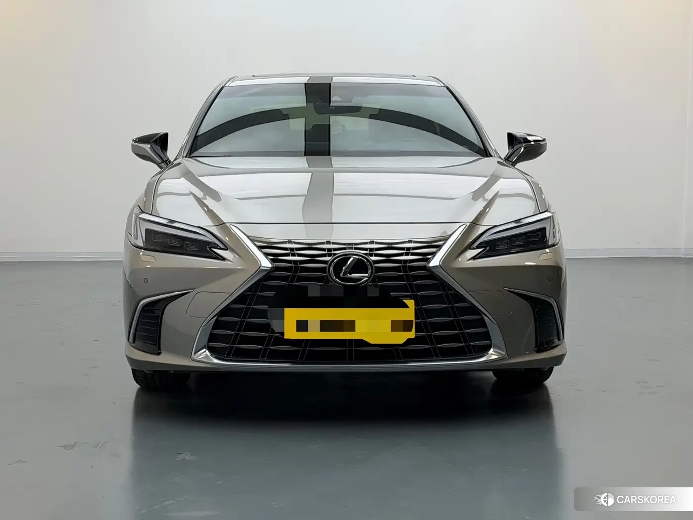 Lexus ES id 4654972 из Китая 10