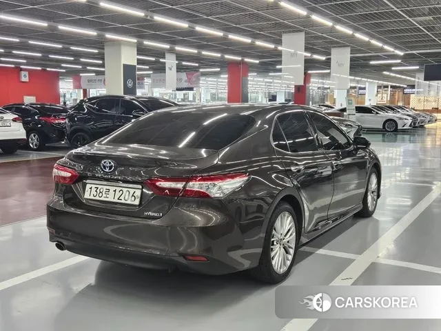 Toyota Camry (XV70) id 3631993 из Кореи 10