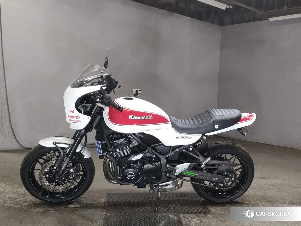 Проданный Kawasaki Z900RS CAFE 2018 из Японии