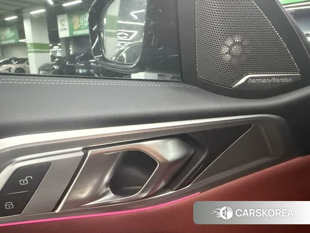 BMW 4 series 2025 Темно-серый из Китая, фото 4