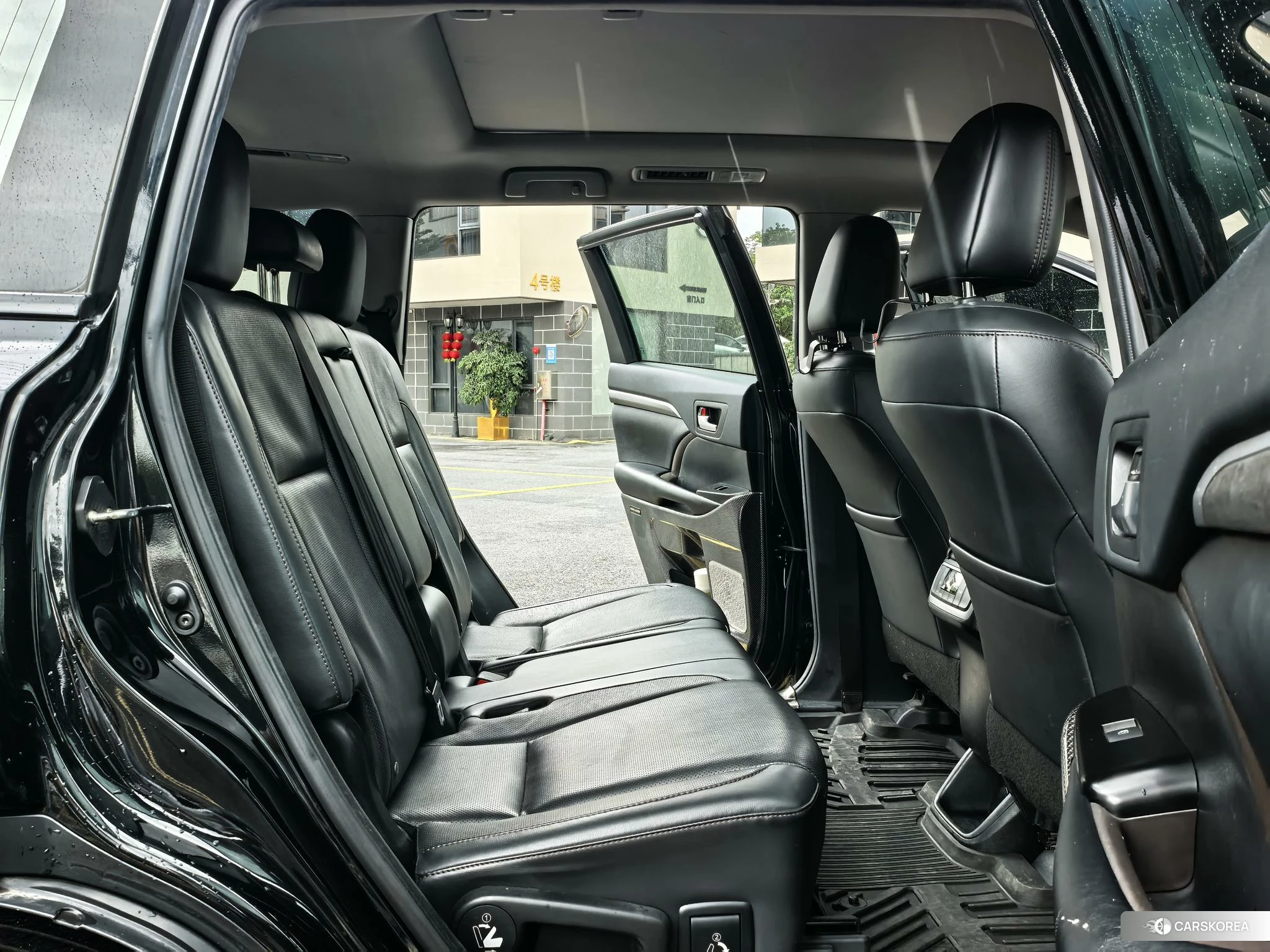 Toyota Highlander id 4510870 из Китая 8