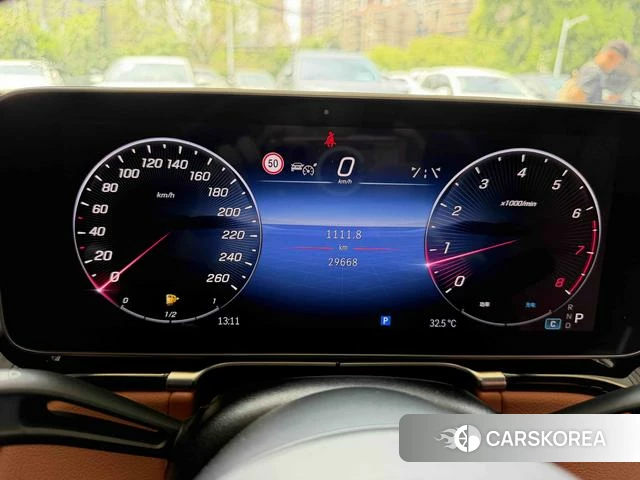 Mercedes-Benz S-class 2023 Черный из Китая, фото 2