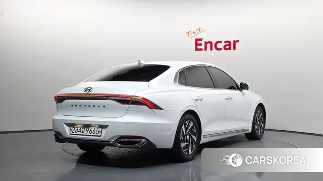 Hyundai The New Grandeur IG Hybrid id 3588002 из Кореи 12