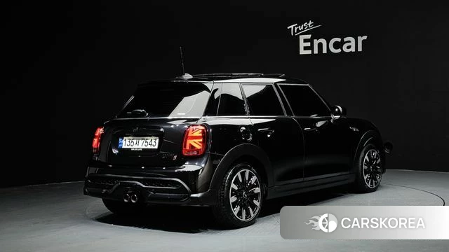 Mini Cooper S id 3922605 из Кореи 12