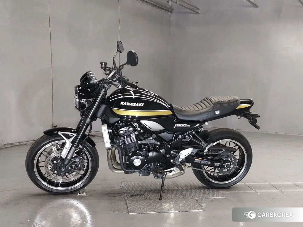 Проданный Kawasaki Z900RS 2022 из Японии, фото 2