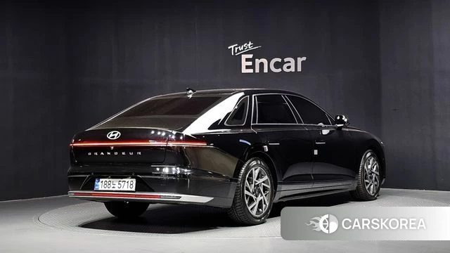 Hyundai Grandeur (GN7) id 4935614 из Кореи 12