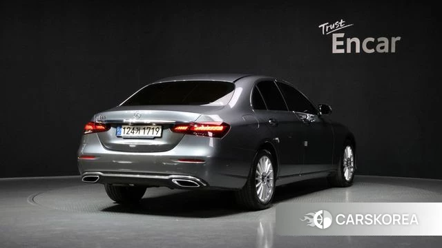 Mercedes-Benz E-Class W213 id 4231916 из Кореи 12