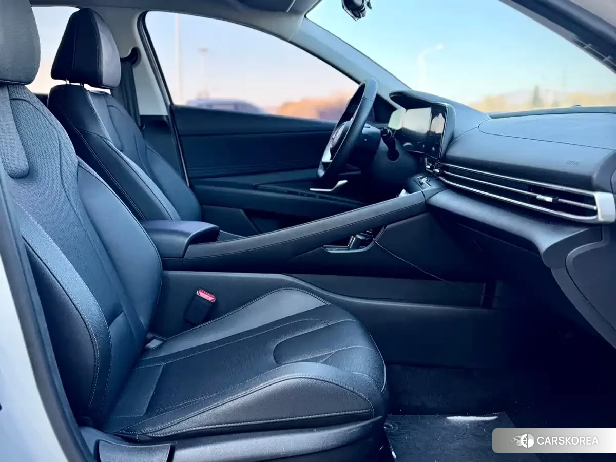 Hyundai Elantra id 4680742 из Китая 12