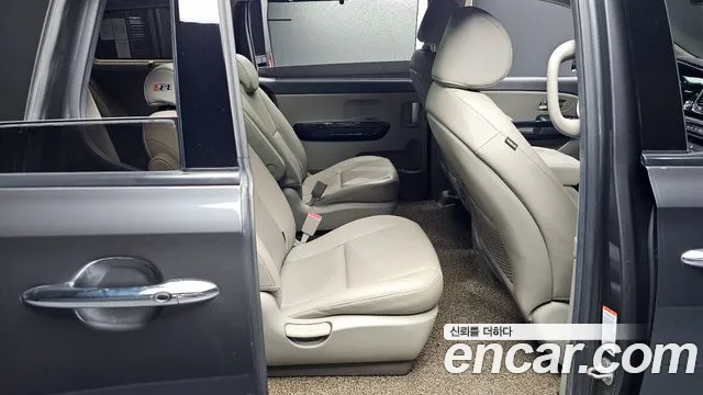 Kia All New Carnival id 2764853 из Кореи 12