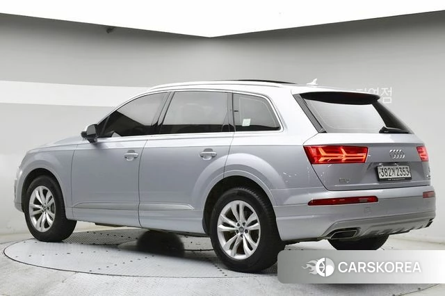 Audi Q7 (4M) 2019 Серебряный из Кореи, фото 2