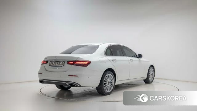 Mercedes-Benz E-Class W213 id 4602840 из Кореи 12