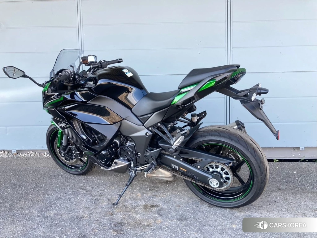 Проданный Kawasaki NINJA 1000 SX 2023 из Японии, фото 2