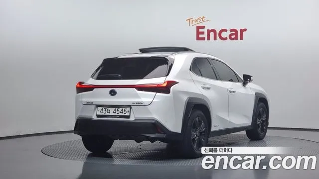 Lexus UX250h id 2917521 из Кореи 12