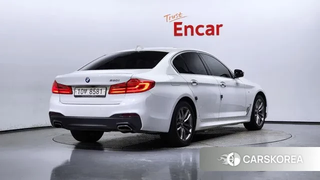 BMW 5 Series (G30) id 3203886 из Кореи 12