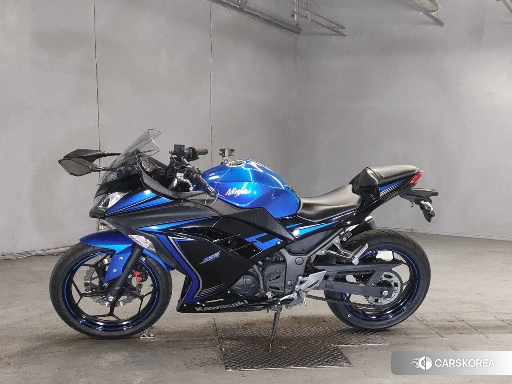 Проданный Kawasaki NINJA 250 2015 из Японии, фото 2