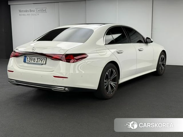 Mercedes-Benz E-Class W214 id 4612514 из Кореи 11