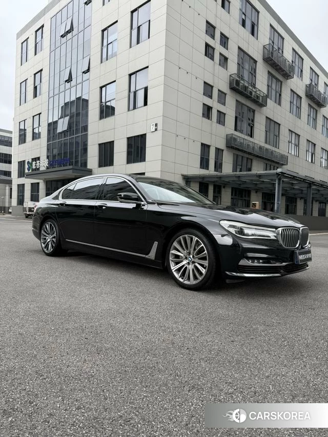 BMW 7 series 2018 Черный из Китая, фото 2