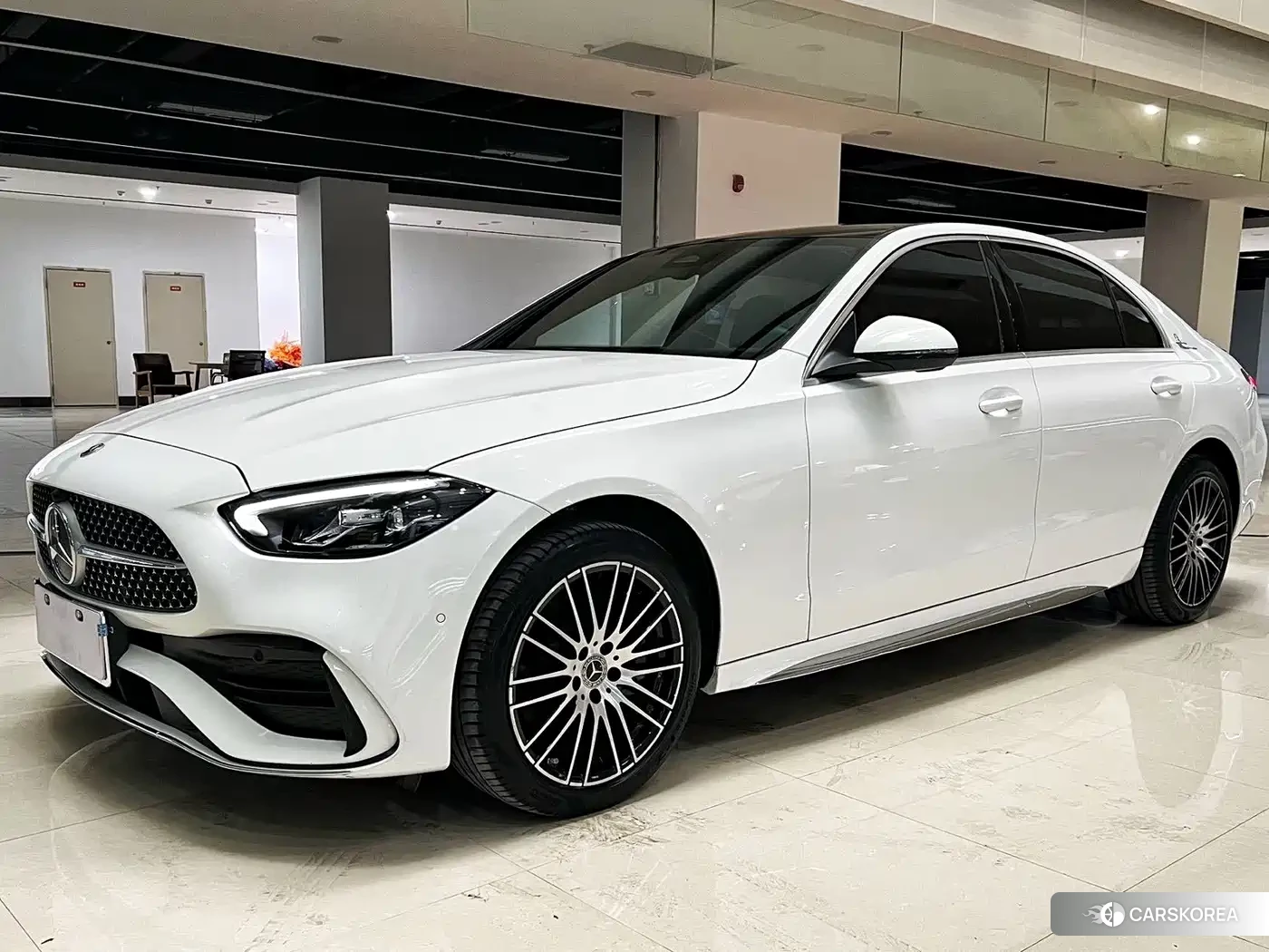 Mercedes-Benz C-class 2024 Белый из Китая, фото 2