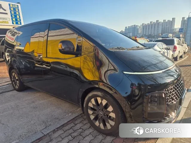 Hyundai Staria 2021 Черный из Кореи, фото 5