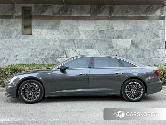 Audi A6L PHEV id 4241766 из Китая 9