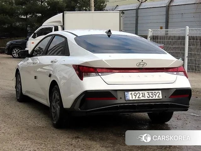 Hyundai The New Avante (CN7) id 3502550 из Кореи 10